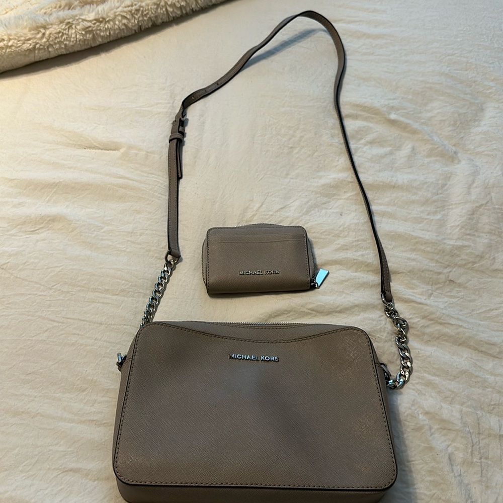Micheal kors satchel with matching wallet